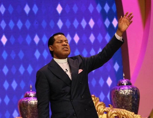 Chris Oyakhilome - I Pray For You (Live)